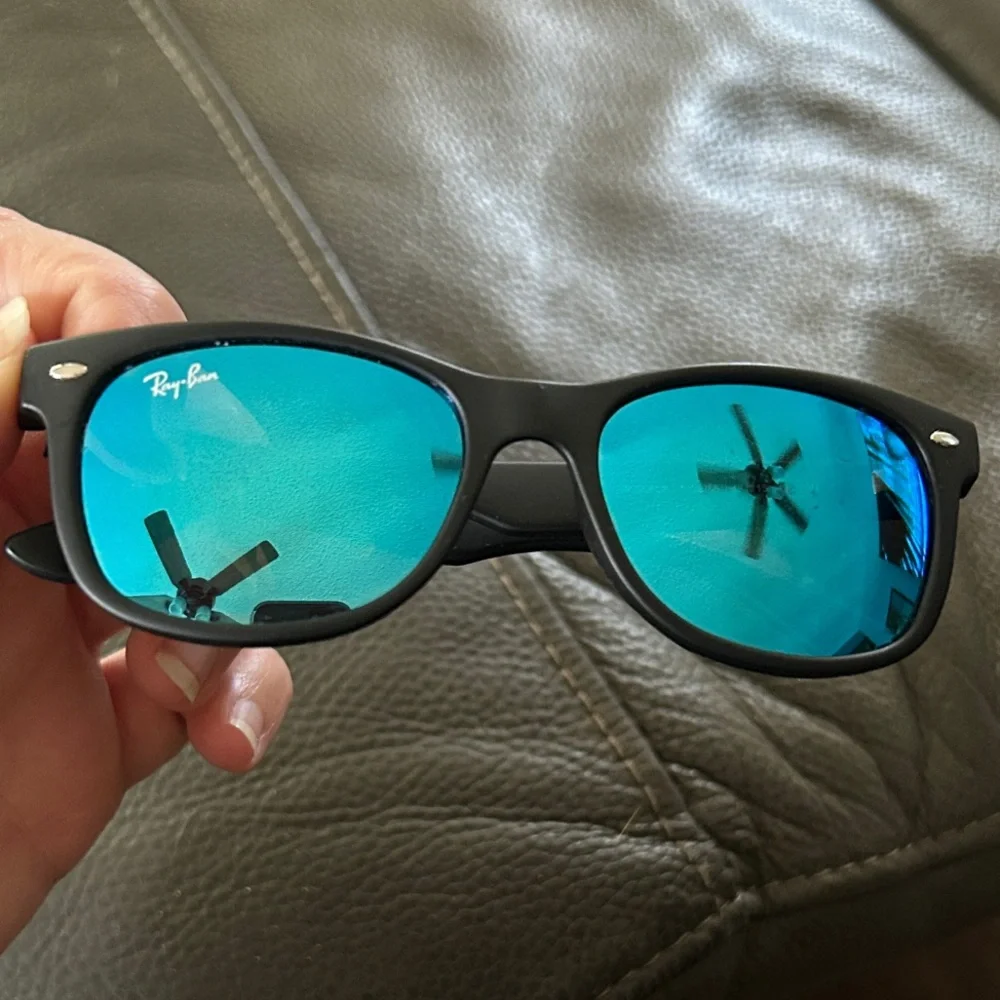 Ray-Ban Wayfarer Matte Black Kids Sunglasses with Reflective Blue Lenses